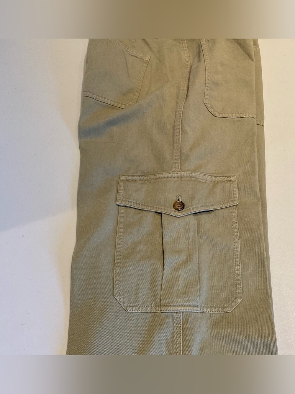 Lauren Ralph Lauren Pleated Cotton Twill Wide-Leg Cargo Pants, size 4 - Picture 6 of 10